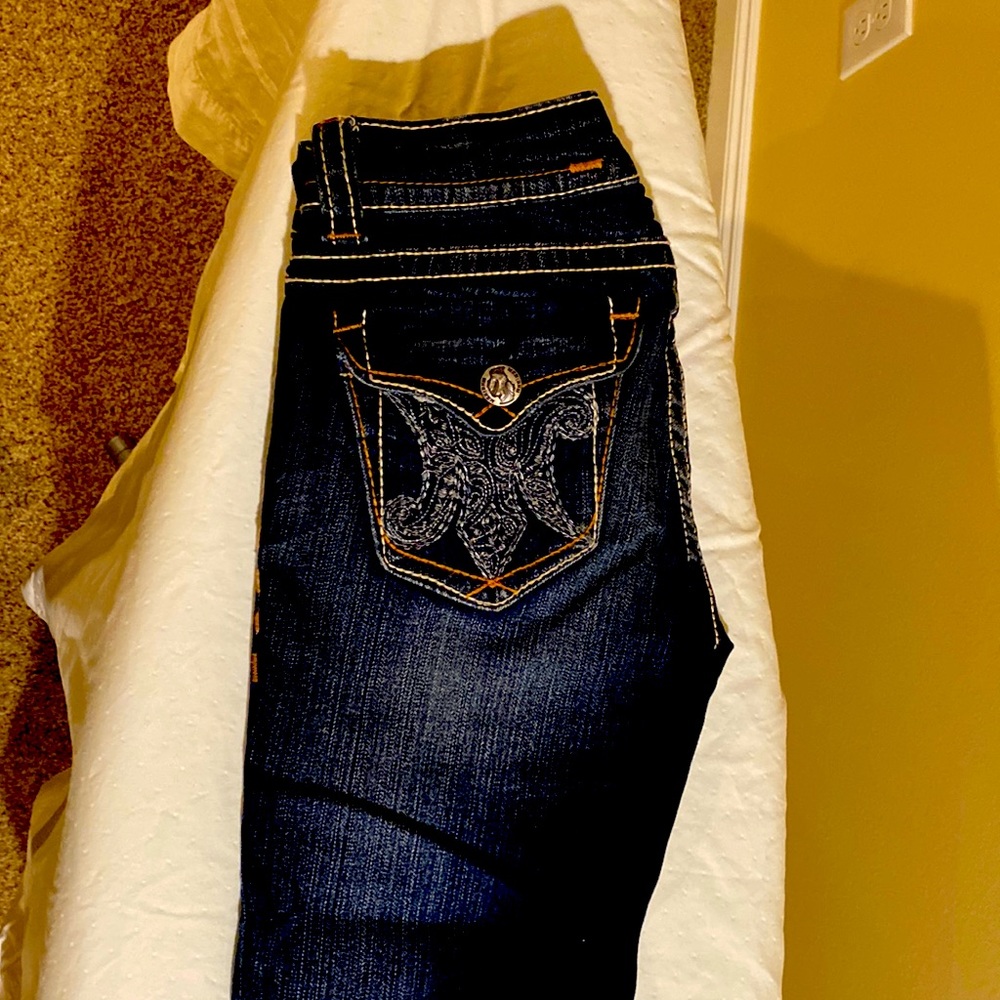Like New MEKBNM Straight Leg Jeans size 26